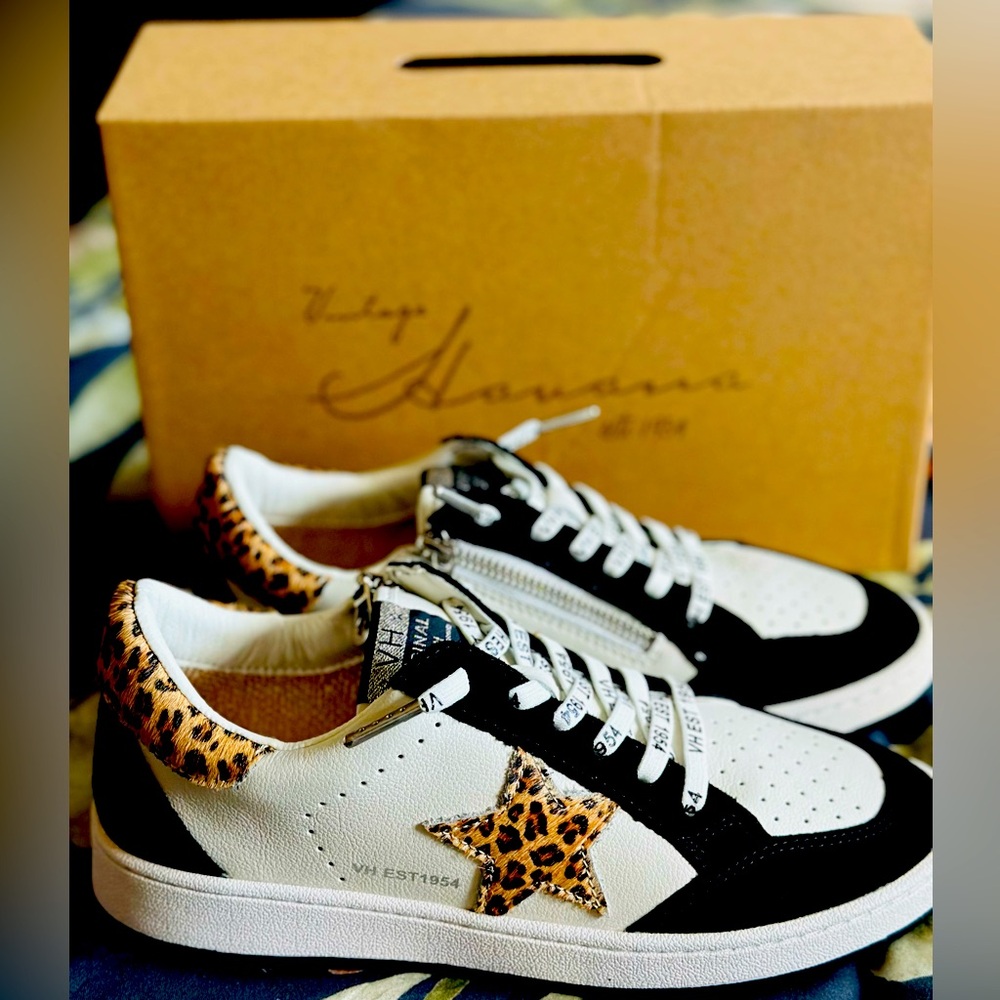 New in box Vintage Havana shoes size 8.